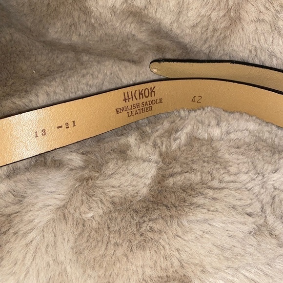 VINTAGE Hickock Black English Saddle Leather Belt Size 42 Adjustable - Picture 2 of 3